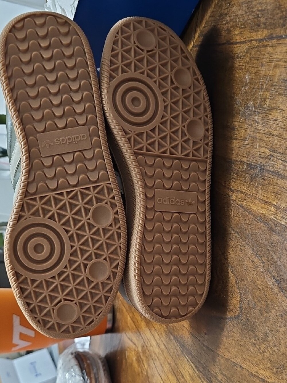 adidas Samba Olive Green and White Sneakers with Gum Sole - Picture 7 of 7